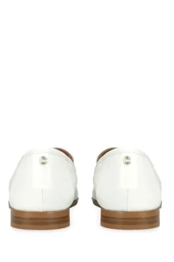'Majesty' Flats