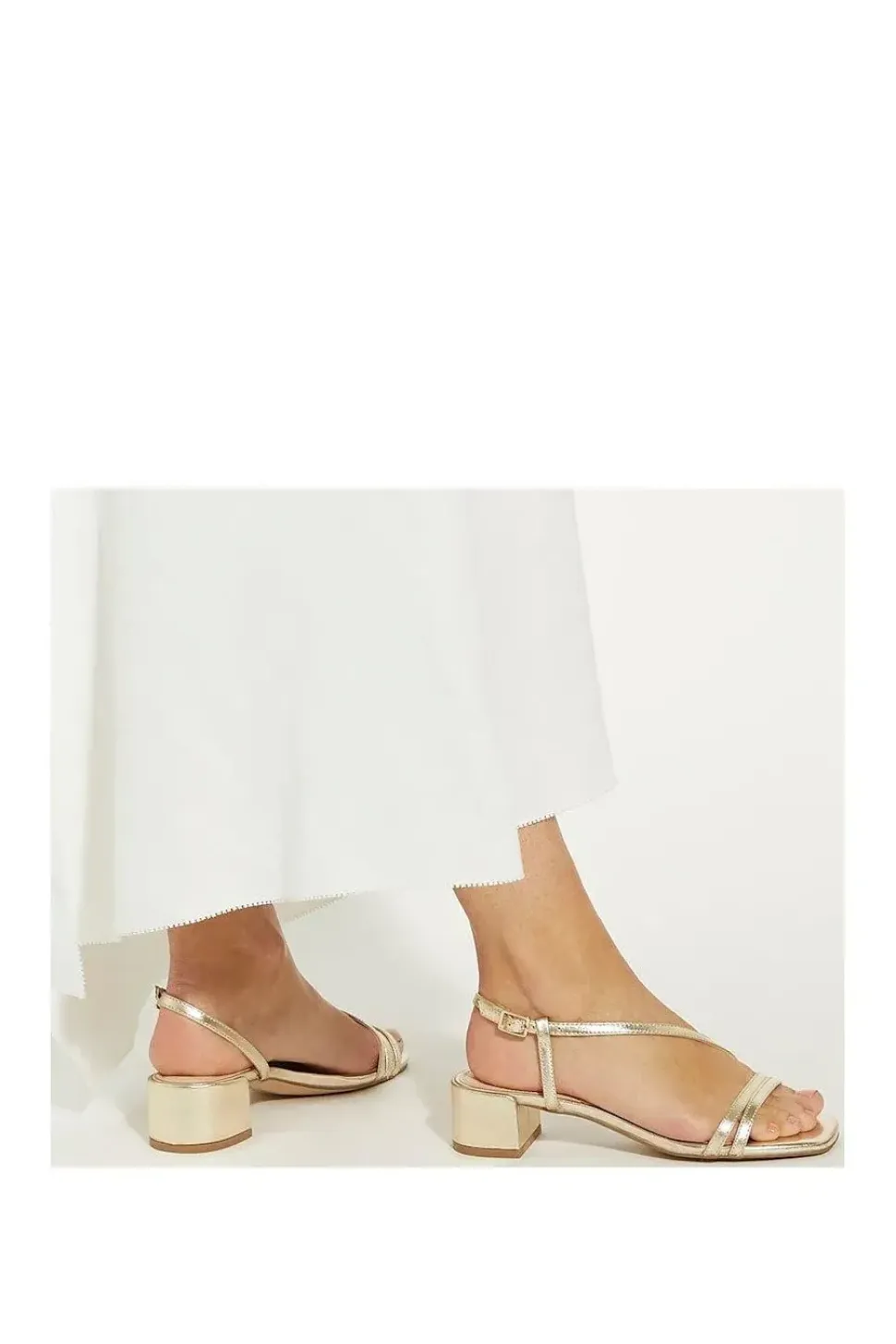 'Maryanna' Leather Sandals