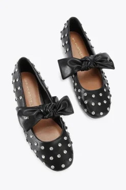'Master Stud2'  Flats