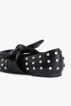 'Master Stud2' Flats
