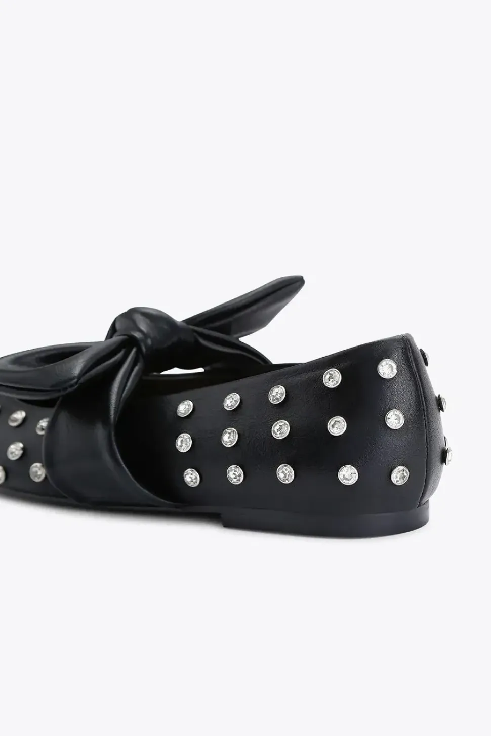 'Master Stud2' Flats
