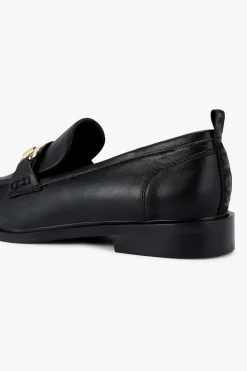 'Missie2'  Flats