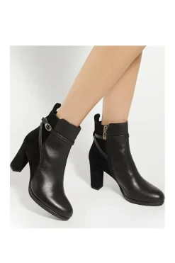 'Ottara' Leather Ankle Boots