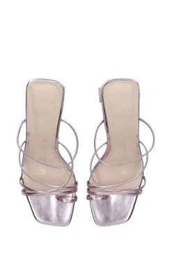 'Penelope'  Heels