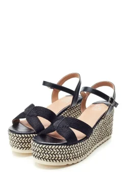 'Piala' Textile Wedges