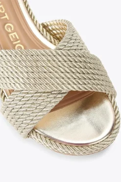 'Regina' Sandals