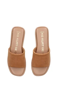'Rogan'  Flats