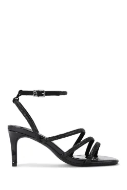 'Savanna Low2' Heels