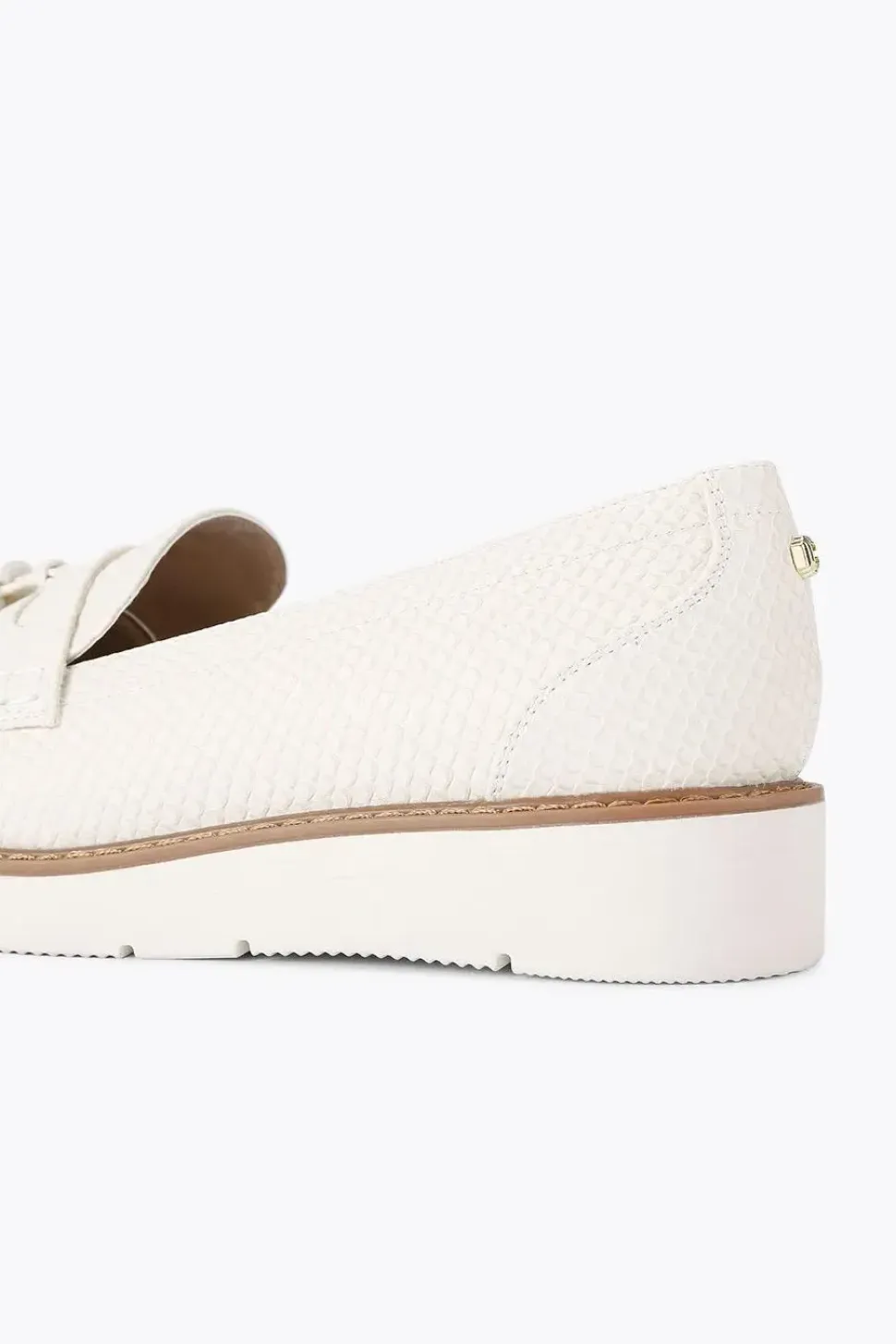 'Sky Tassel' Flats