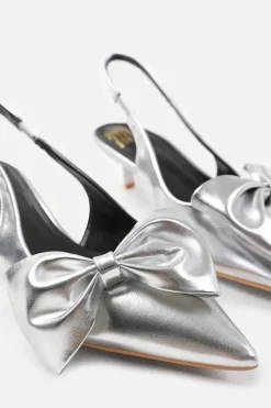 'Spain' Wide Fit Low Kitten Heels Pointed Toe Bow Detail