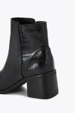 'Tibby' Boots