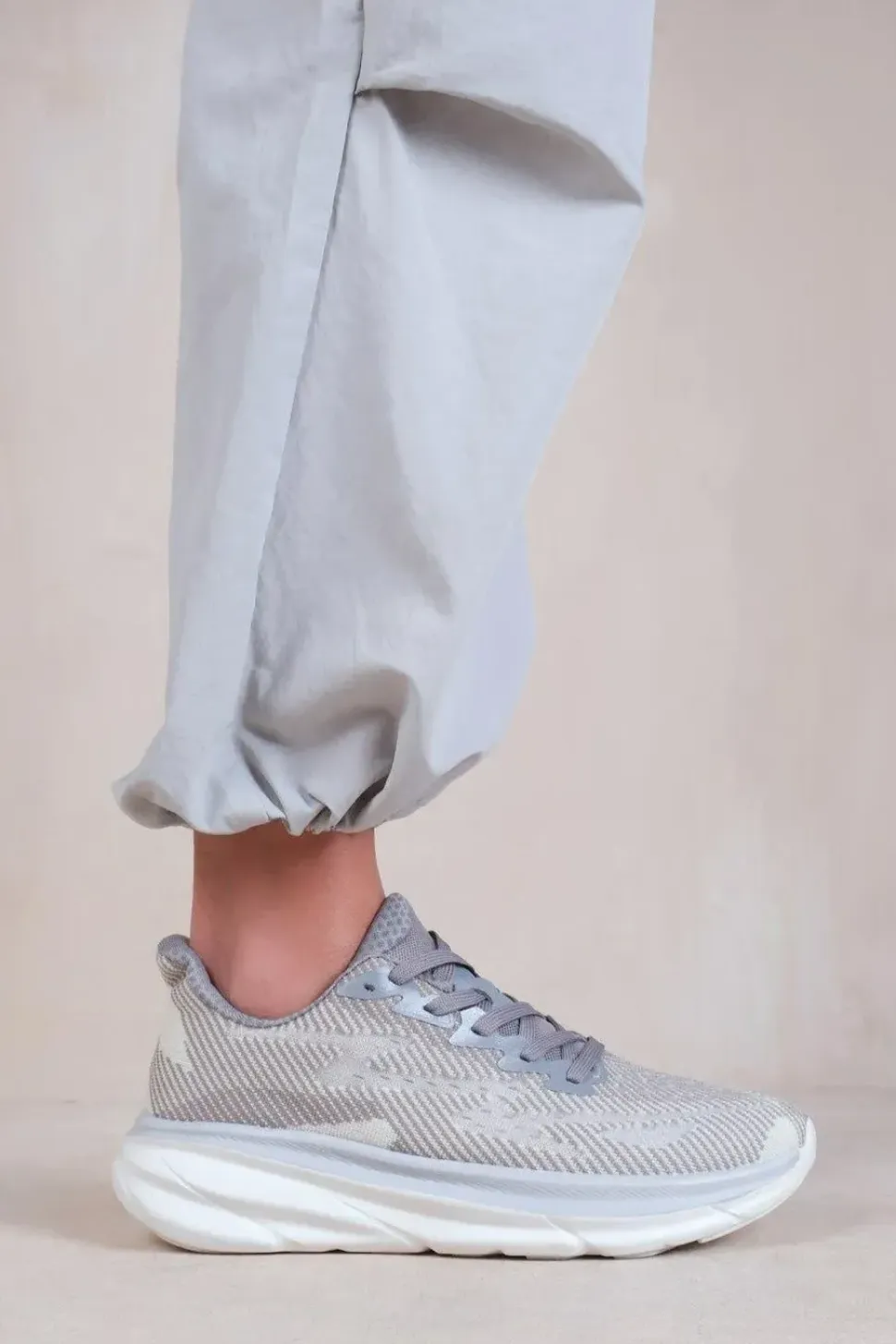'Track' Breathable Mesh Gym Runner Lace Up Trainers