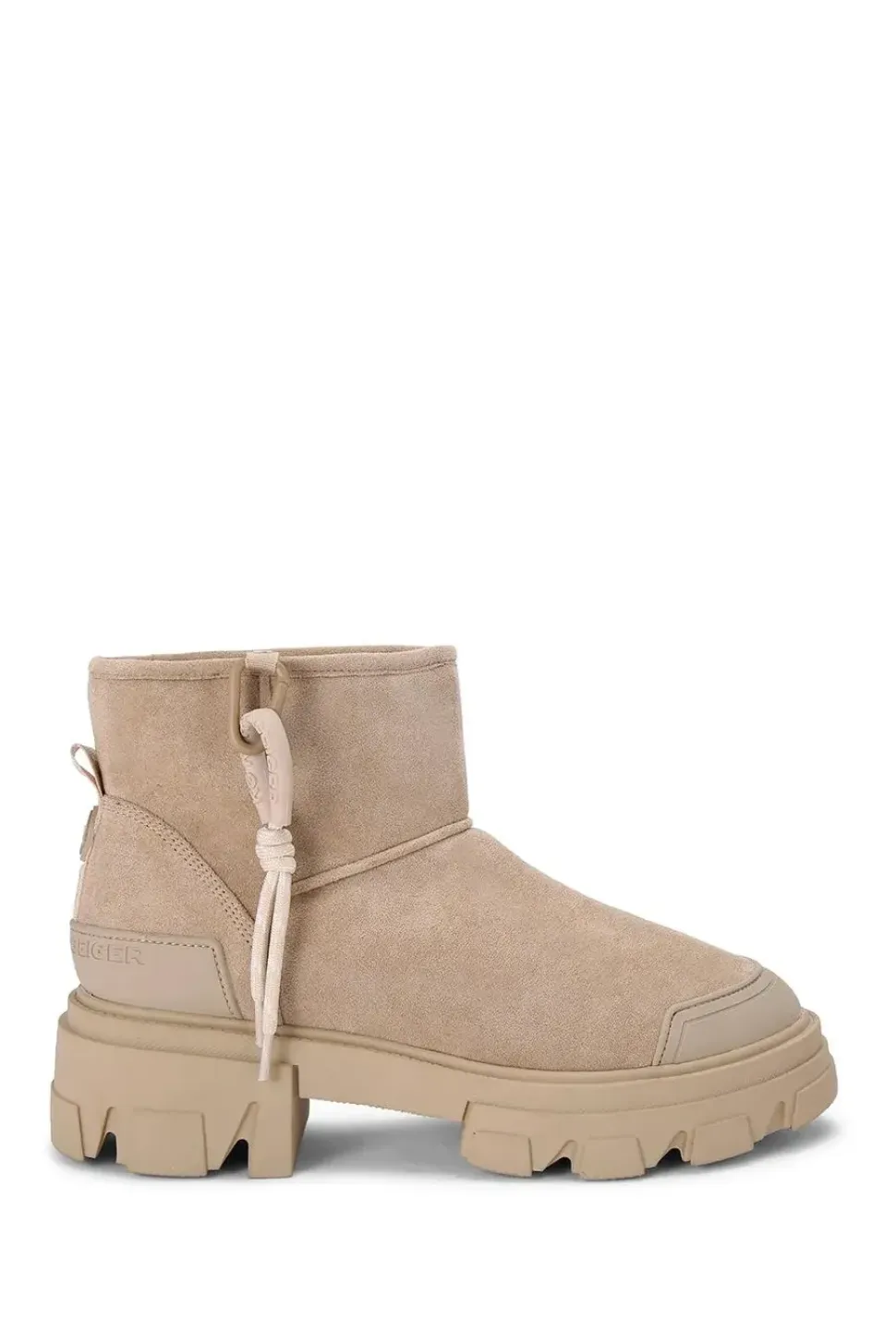 'Trekker Low Warm' Suedette Boots