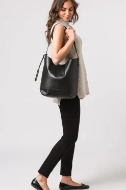'Tunbridge'  Vegetable-Tanned Leather Shoulder Bag