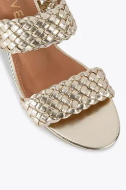 'Twisted' Heels