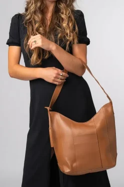 'Winchester' Vegetable-Tanned Leather Shoulder Bag