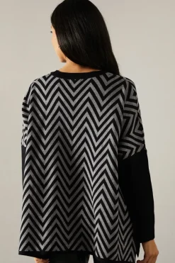 Zig Zag Contrast Colour Crew Neck Batwing Jumper